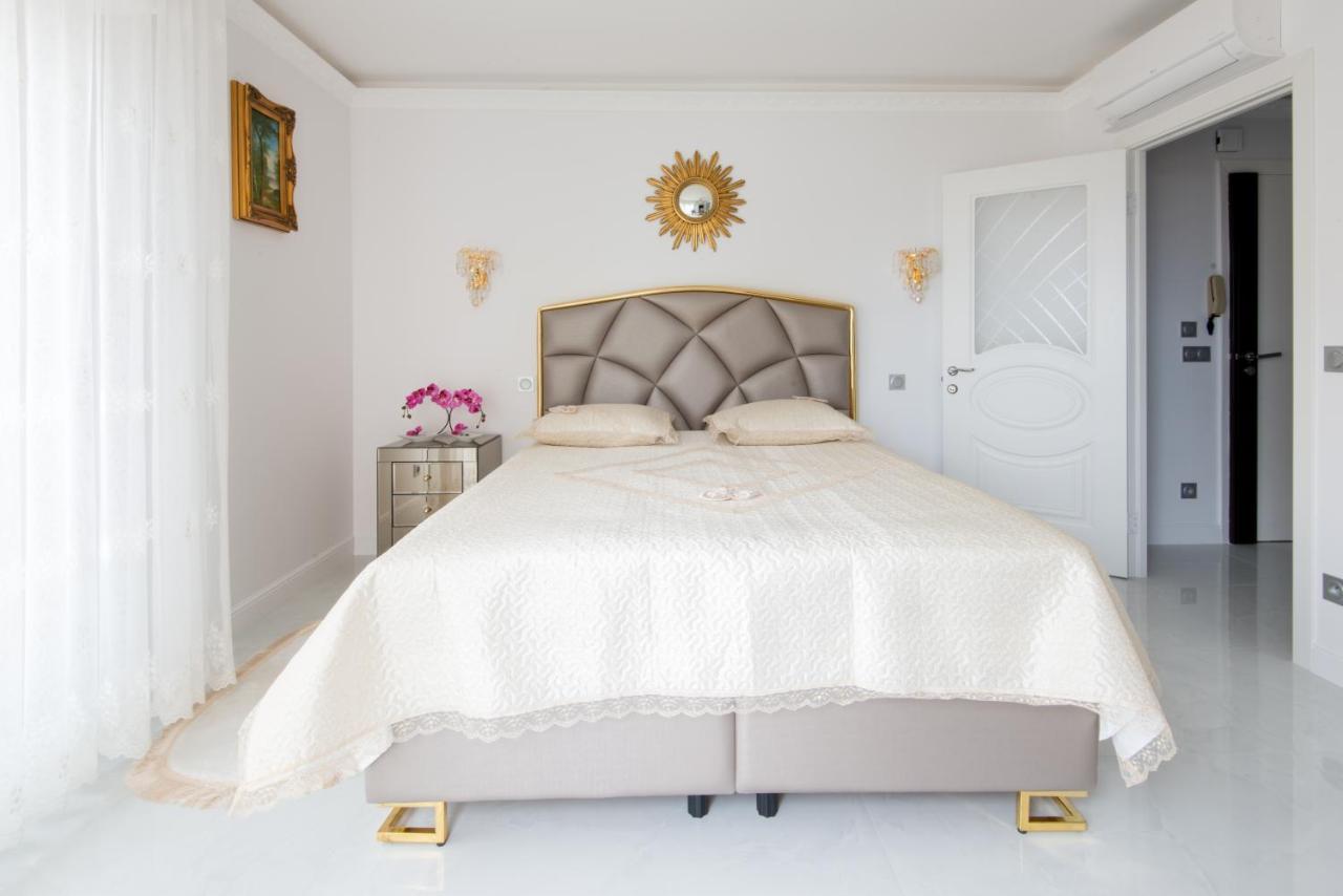 La Perle Bleue - Central - Vue Mer - Wifi Roquebrune-Cap-Martin Exterior foto